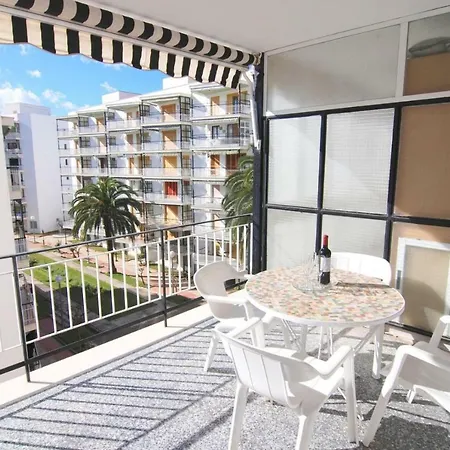 Aries Basic Apartment Salou